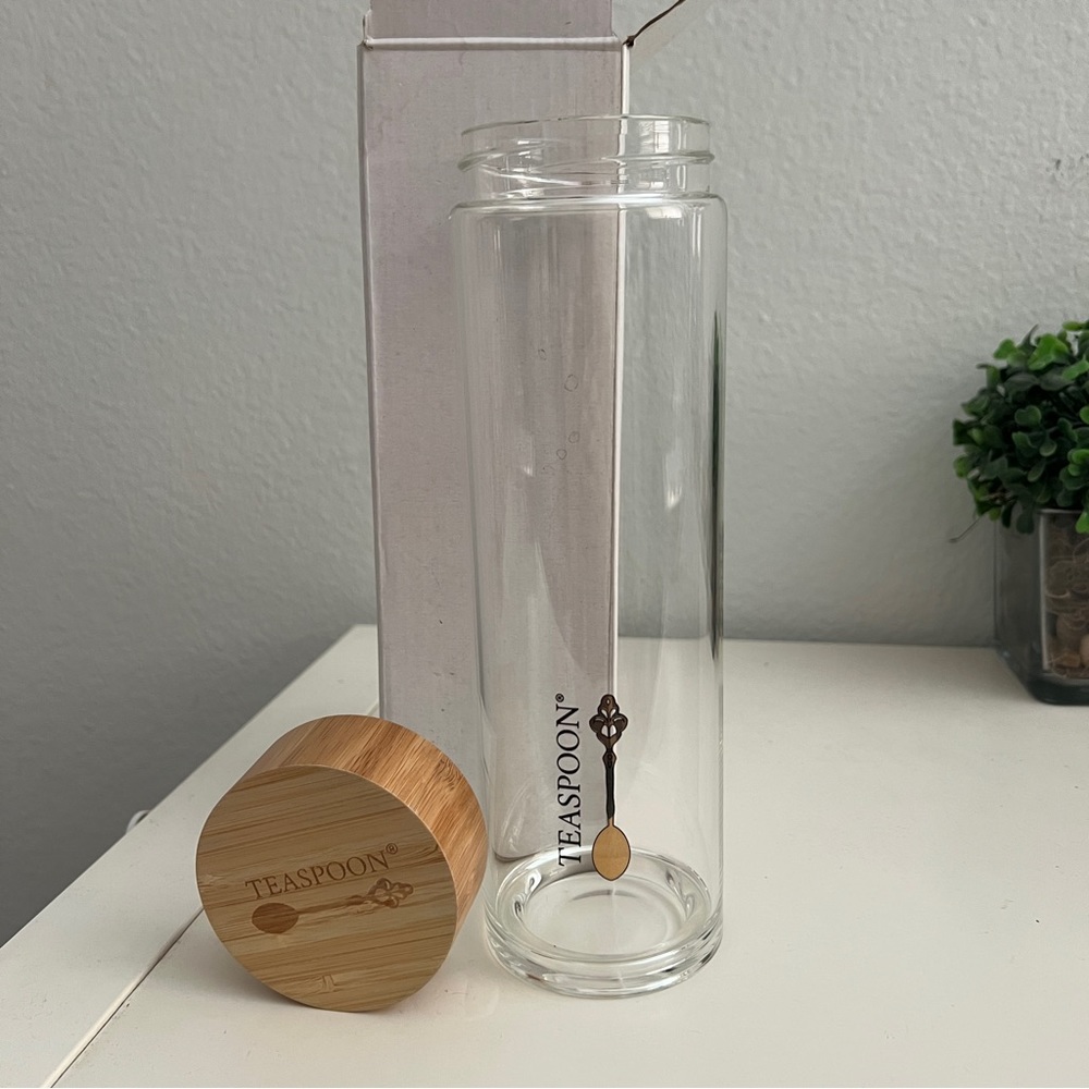 Glass container